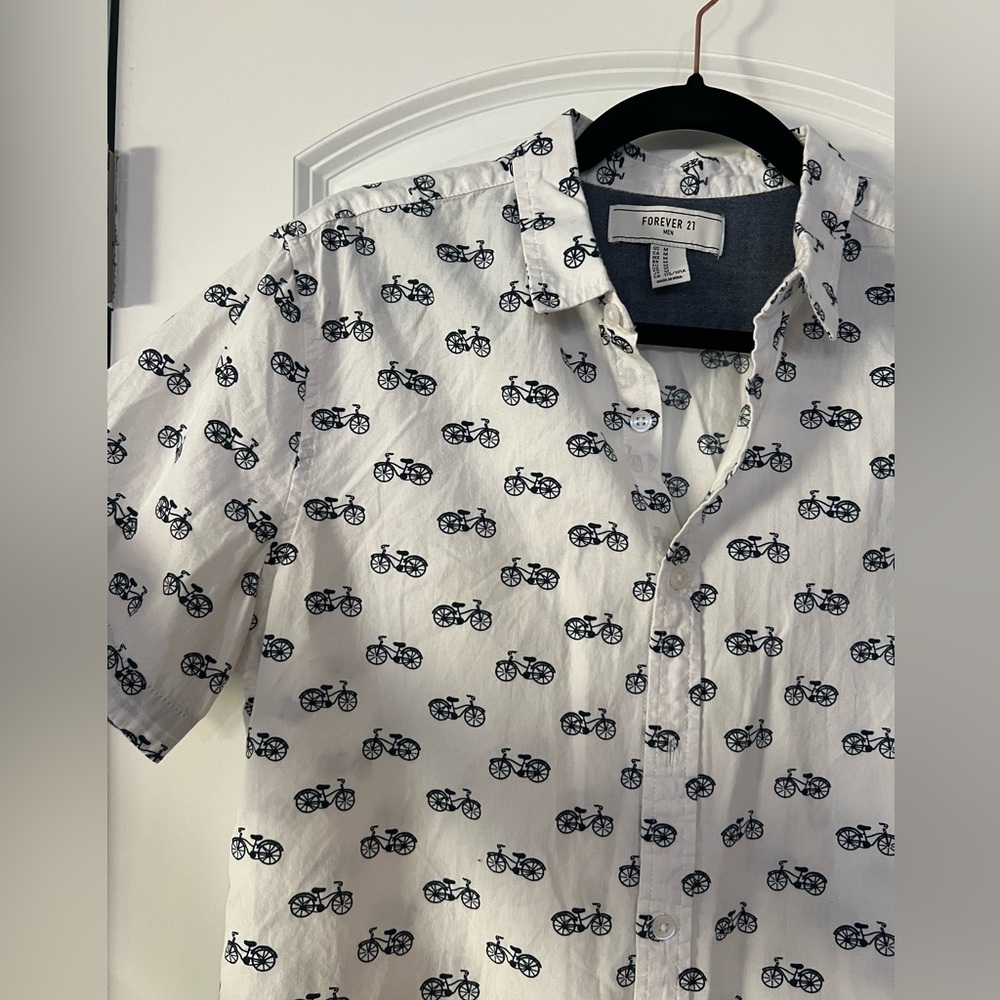 Short sleeve button down - Picture 3 of 4